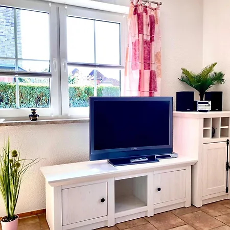 Haegerende 66a Haus Ankerplatz Bootsdeck Appartamento Zingst